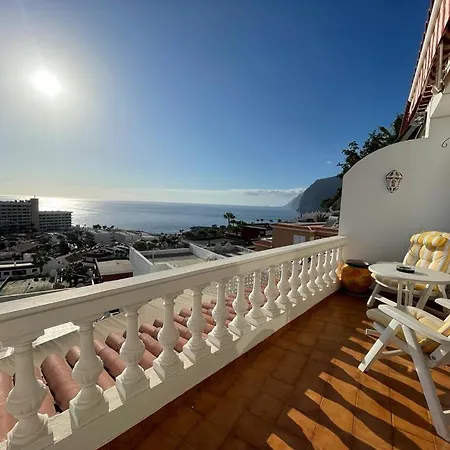 Amazing View From The Of Gigantes Apartment